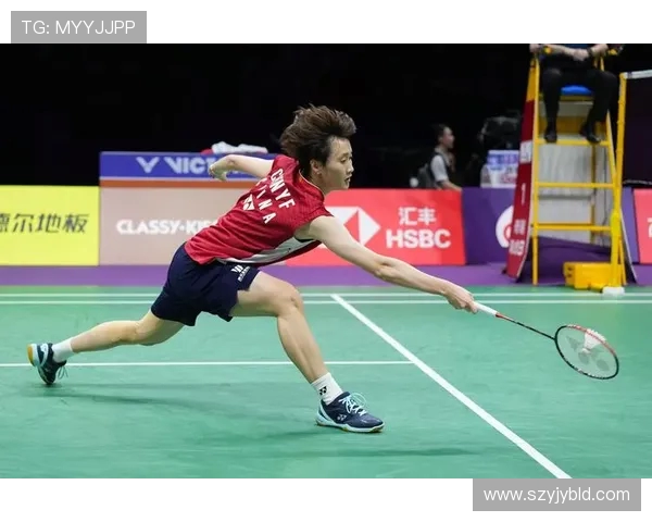 南京羽毛球队在总决赛积分榜上以100分稳居第一名展现强大实力