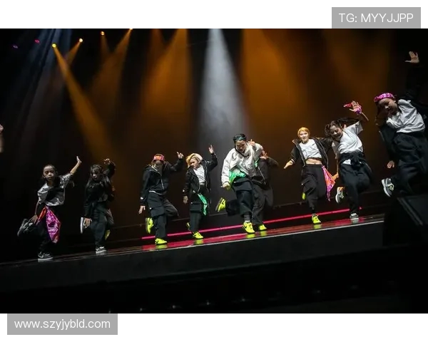 南京街舞队的奋斗与荣耀:一段关于突破与成长的纪实之旅 南京街舞队的奋斗与荣耀:一段关于突破与成长的纪实之旅