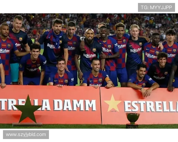 2002年经典对决皇马与巴萨的巅峰对抗与传奇时刻回顾 2002年经典对决皇马与巴萨的巅峰对抗与传奇时刻回顾